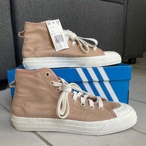 Never worn High top Adidas